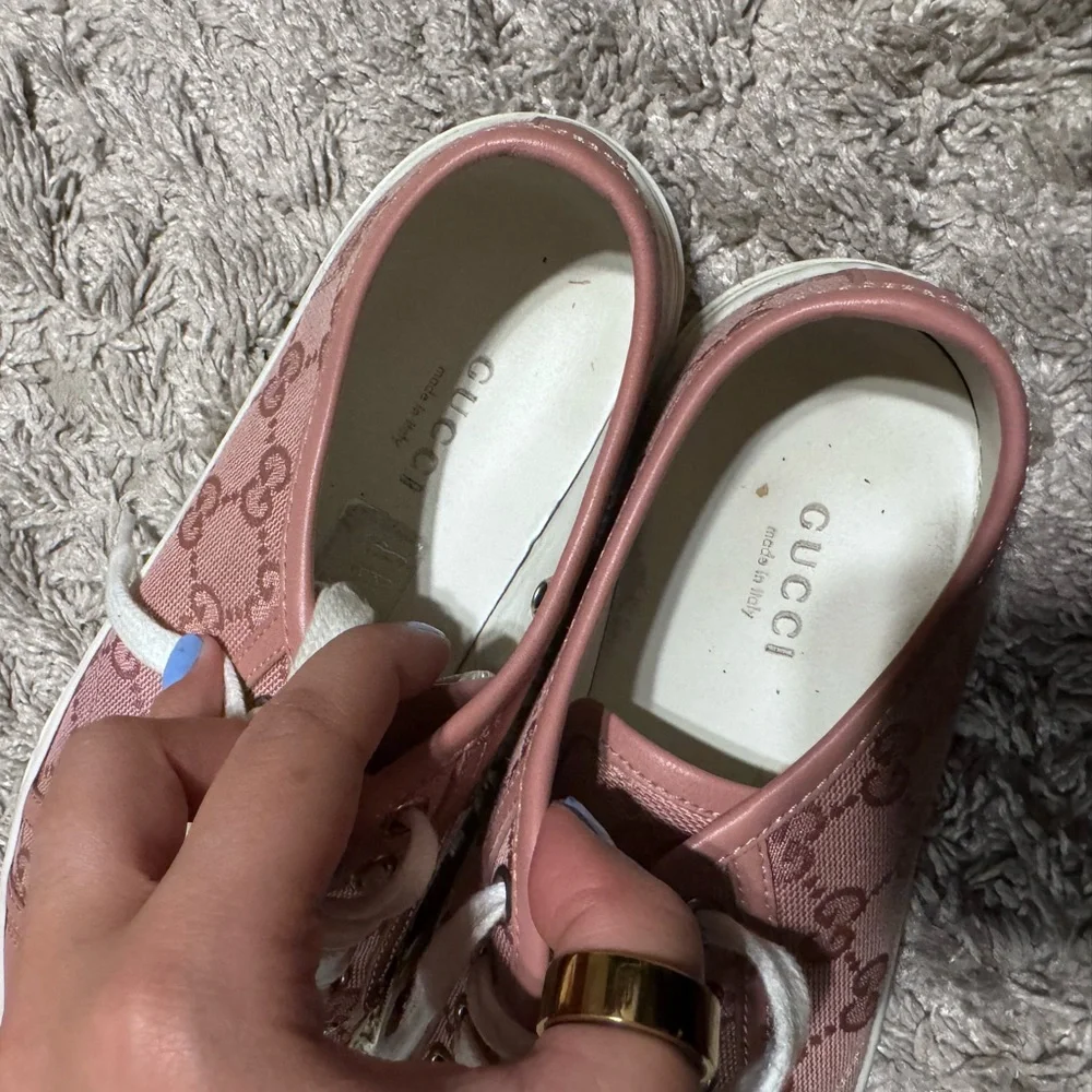 Gucci Women's Pink Lace-Up Sneakers - Picture 2 of 6
